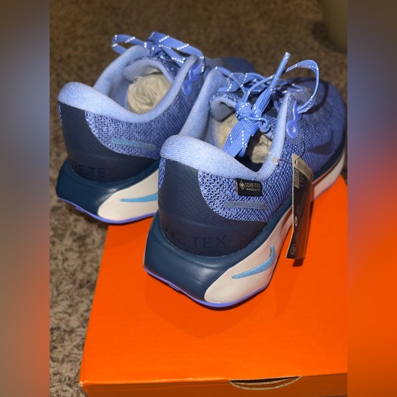 Nike - Motiva GTX WMNS royal pulse color - Picture 3 of 5